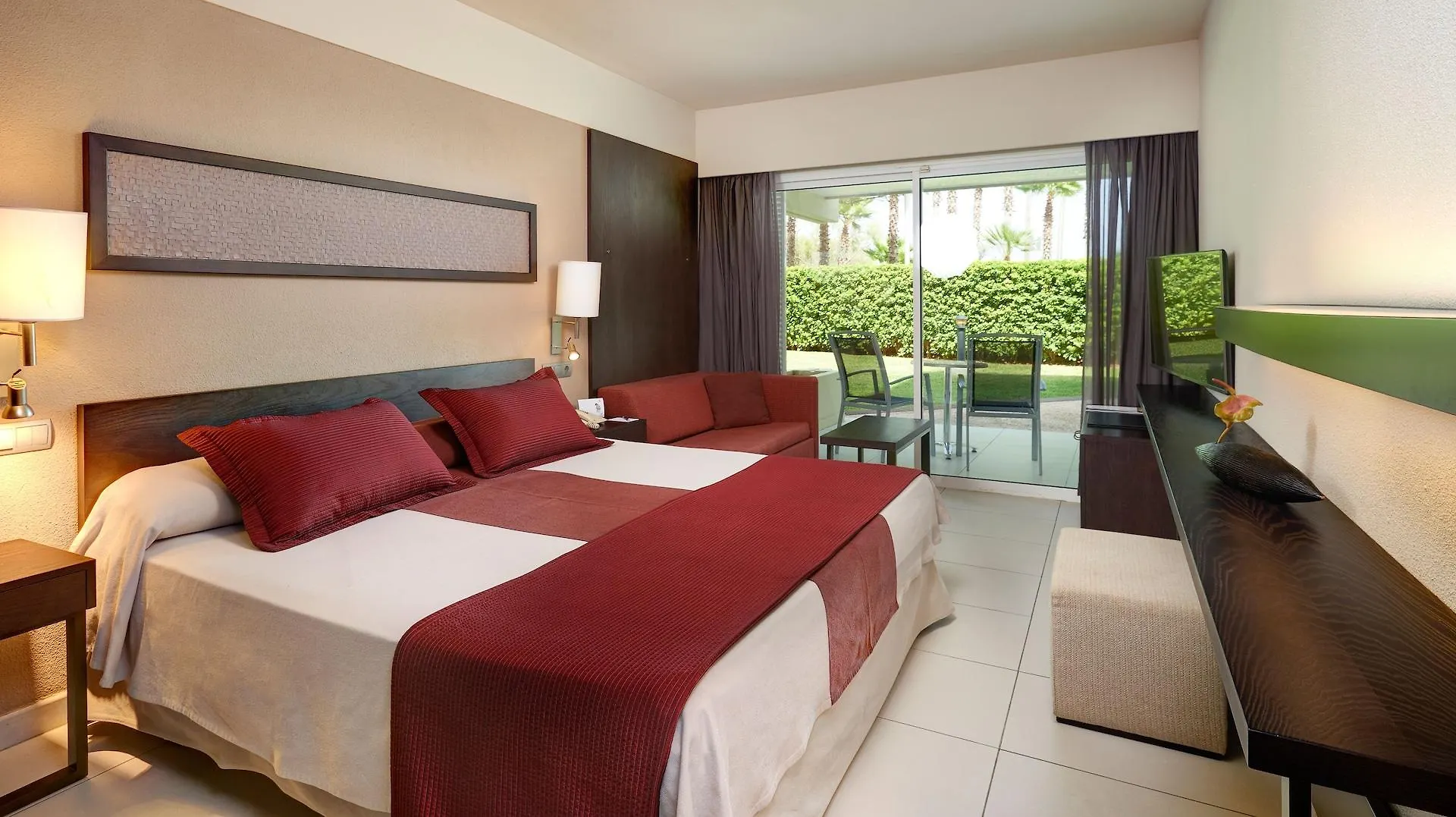 Hipotels Mediterraneo Hotel - Adults Only Sa Coma  4*, Sa Coma (Mallorca)